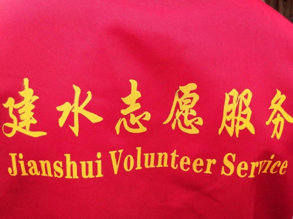 易烊千玺代言咖啡！“买就送小卡”，网友惊：这算是文化入侵吗？
